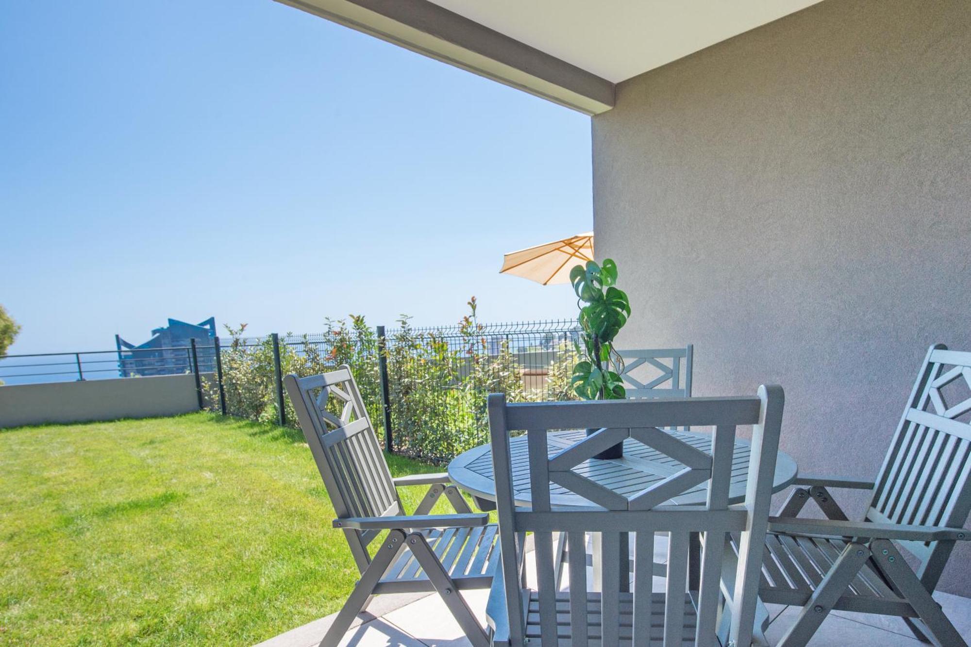 Luxueux - Parking Prive - Piscine - Cc Appartement Beausoleil