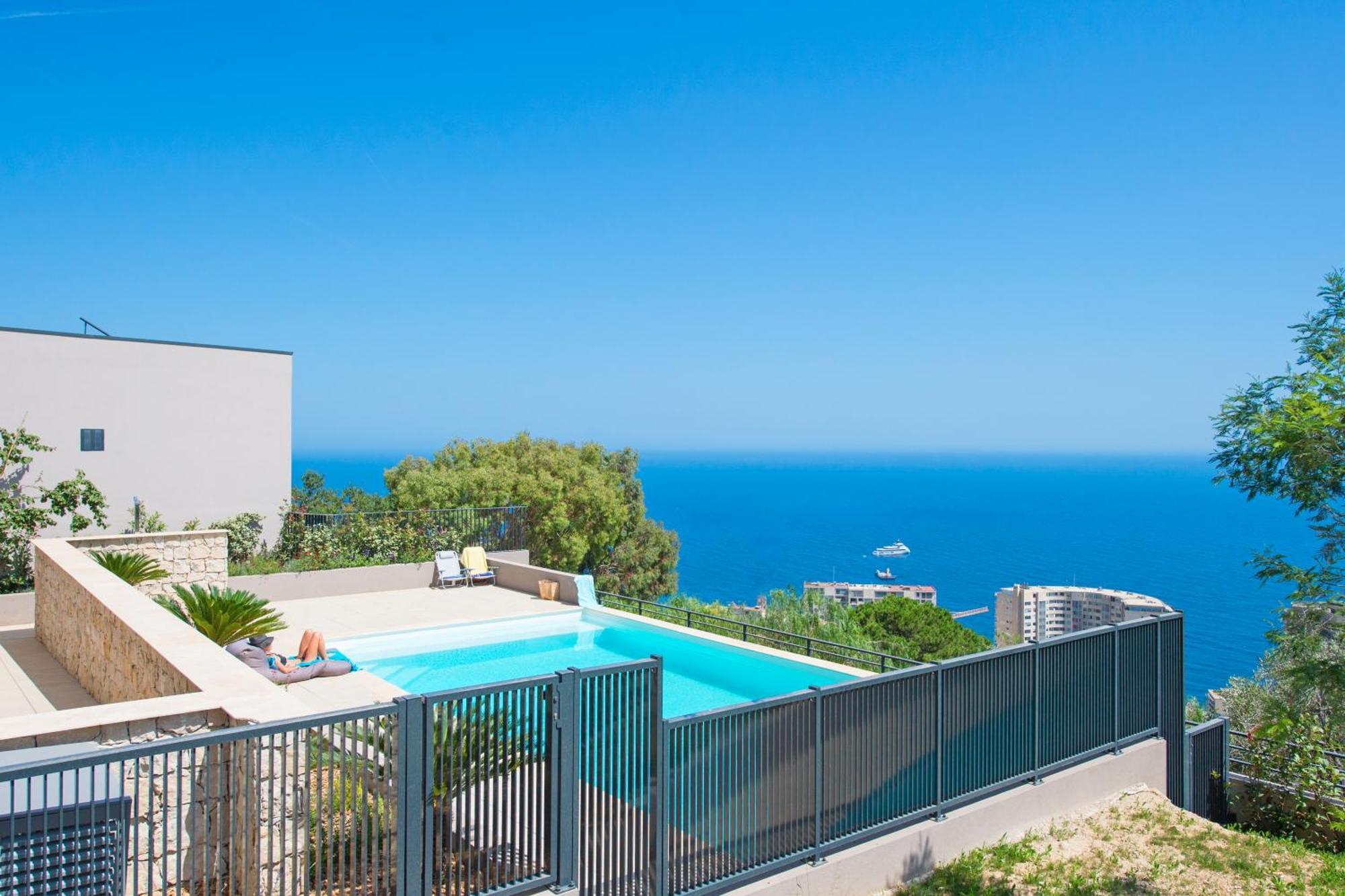 Appartement Luxueux - Parking Prive - Piscine - Cc