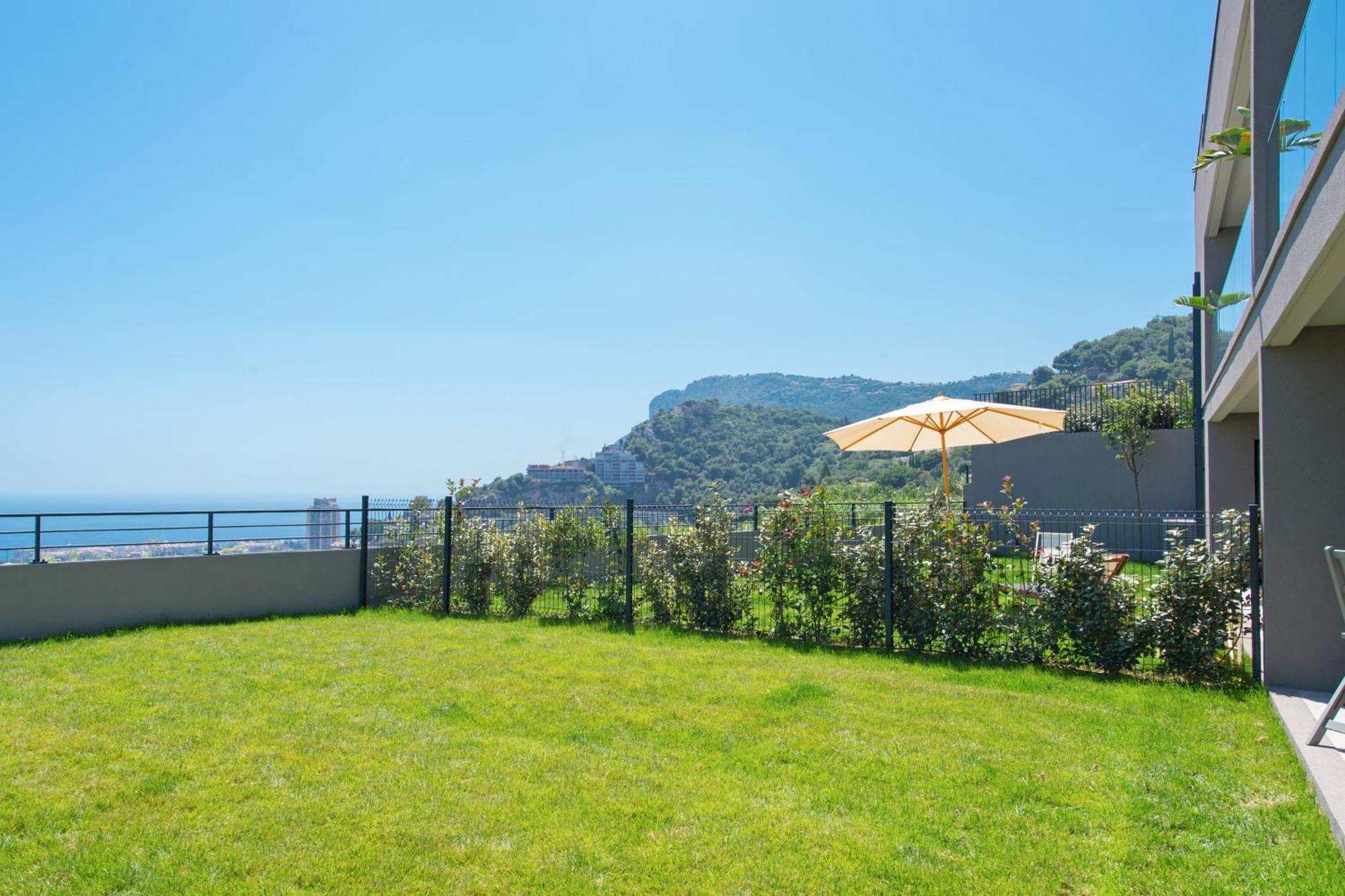 Appartement Luxueux - Parking Prive - Piscine - Cc